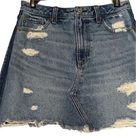 ABERCROMBIE & FITCH ZOE NATURAL RISE VINTAGE A LINE‎ DISTRESSED DENIM MINI SKIRT - Picture 10 of 12